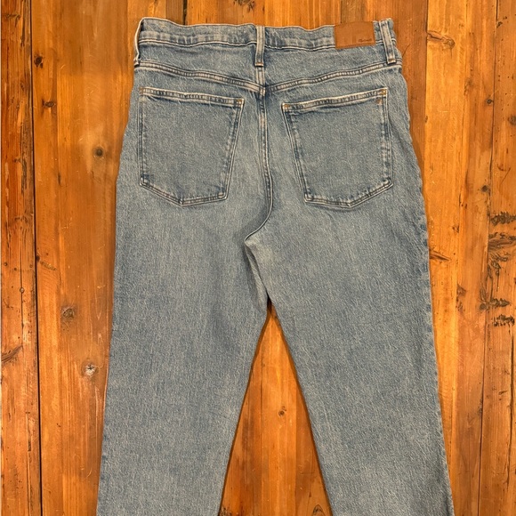 Madewell Perfect Vintage Straight Jean - Picture 4 of 5